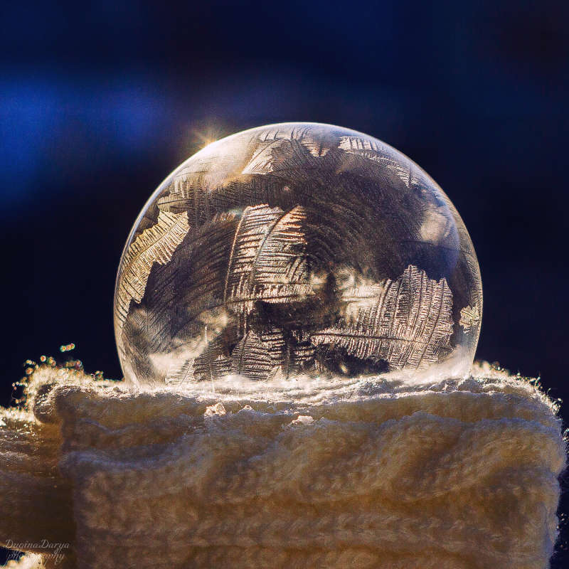 Морозный пузырь автор Dasha  на PhotoGeek.ru #Жанровая фотография #Мороз #Мыльный пузырь