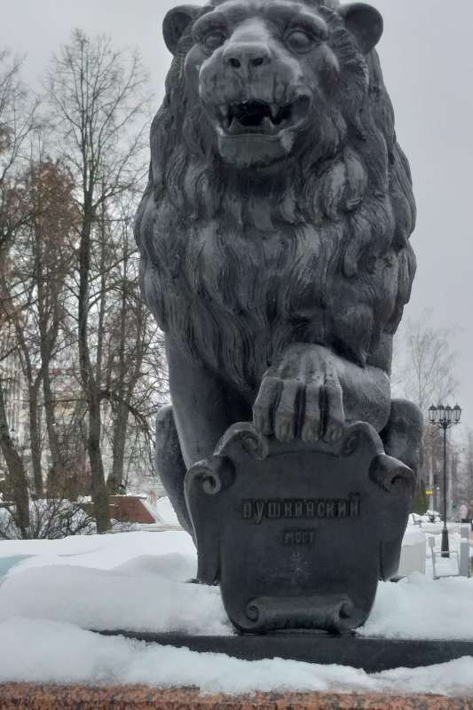 ПУШКИНСКИЙ  МОСТ автор aлекс  янушонок на PhotoGeek.ru #Пейзаж или природа #Репортаж #Витебск #Зима #Кустарники #ПУШКИНСКИЙ  МОСТ #СКУЛБПТУРА #Снег #Статуя