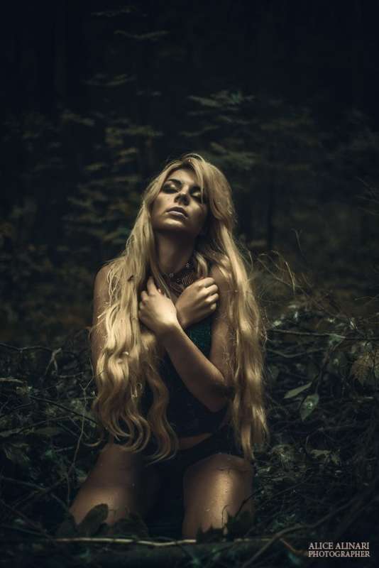 Nest  AliceAlinari   PhotoGeek.ru # #  #  #   #  # #Beautiful photo #Blond #Color Image #Forest # #- # #  #  # # #  # #  # 