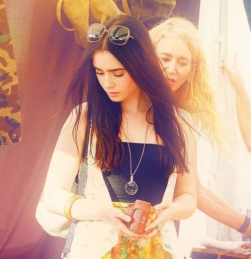 ��������� �����   �� PhotoGeek.ru #Lily Collins