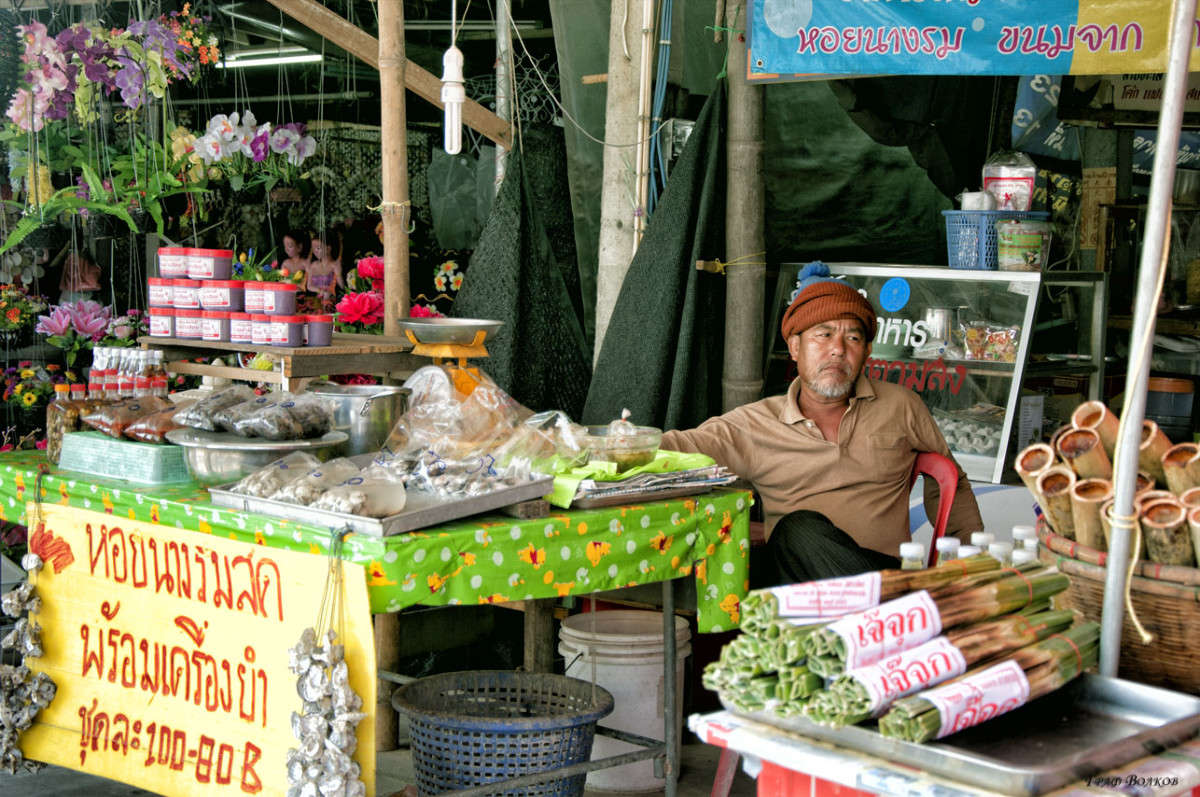 ... автор Volkov  на PhotoGeek.ru #Портрет #Рынок #Тайланд