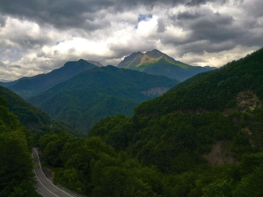 В горах автор Георгий  на PhotoGeek.ru #Пейзаж или природа #Горы #Путешествия