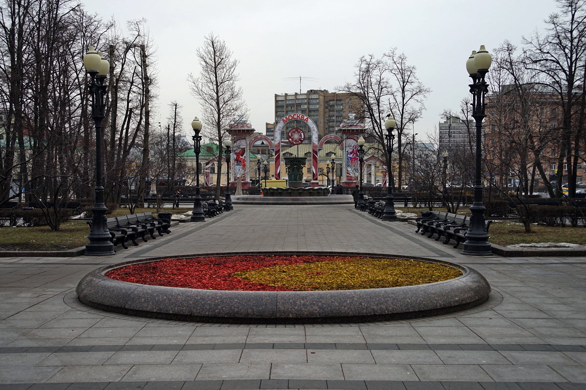 Кудринская площадь автор Игорь Белоногов на PhotoGeek.ru #Город #Архитектура