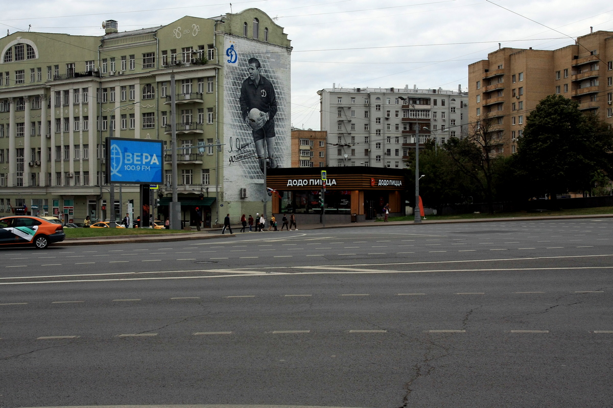 Народная улица автор Игорь Белоногов на PhotoGeek.ru #Город #Жанровая фотография #Архитектура