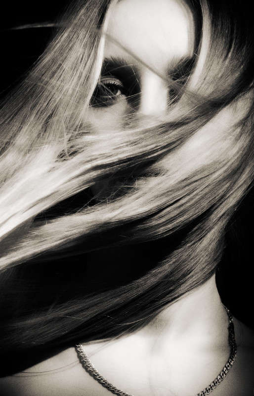 Wind and hair. ����� ��������� ��������� �� PhotoGeek.ru #������� #������ #�����-�����