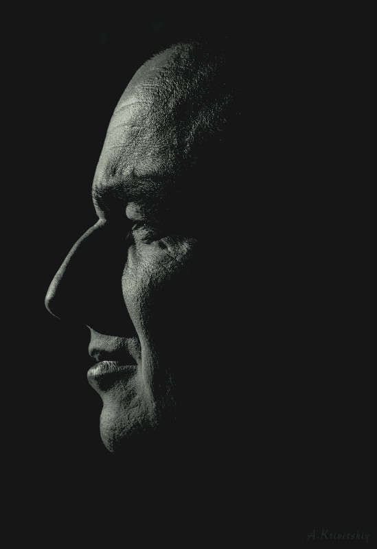 Portrait of a profile. ����� ��������� ��������� �� PhotoGeek.ru #<font><font>�������</font></font>