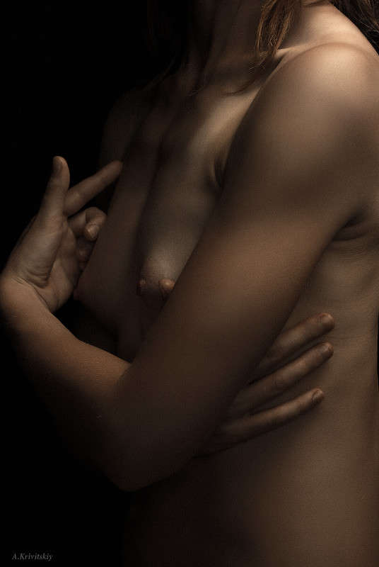 Studio modest nude. Model: Irina Trotsenko. ����� ��������� ��������� �� PhotoGeek.ru #�� #������