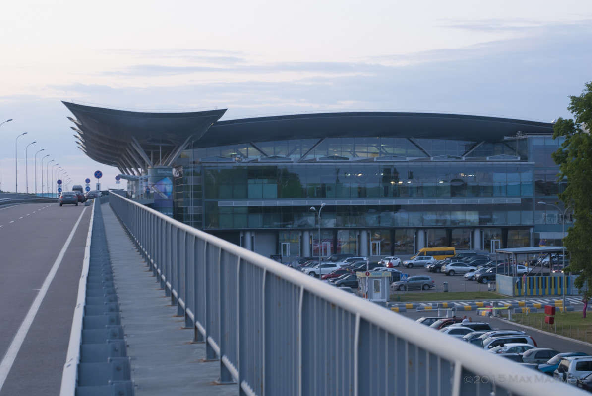 Blue hour in KBP Airport 002. ����� ����  �� PhotoGeek.ru #����� #����������� #�������� #��������� ������
