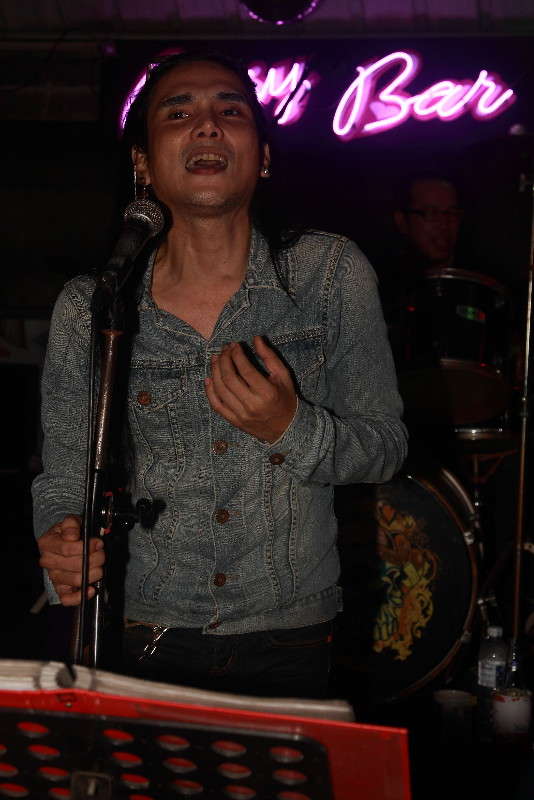 Pattaia night music (2) ����� ���� ���������� �� PhotoGeek.ru #�������� ���������� #������� #���������������