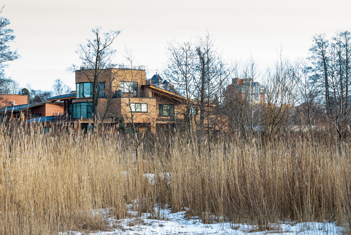 Дом у залива автор Vitaly Konakov на PhotoGeek.ru #Пейзаж или природа #Среда обитания