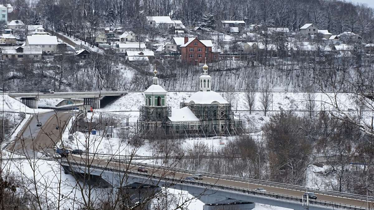 Реставрируется православный храм.