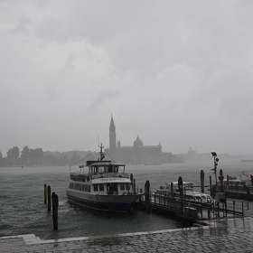 Венеция - дождь