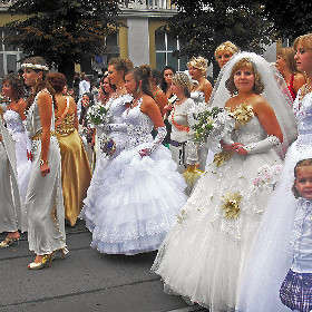 парад невест
